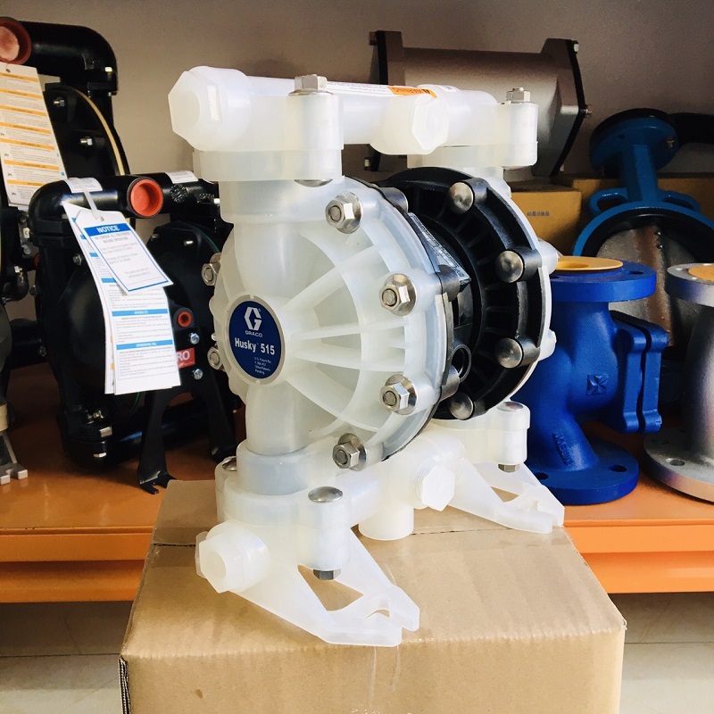 Bơm màng Husky 515 Part D52911 thân Nhựa 1/2" màng Teflon